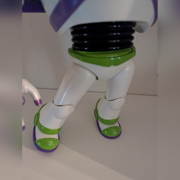 Buzz Lightyear Toy Story Disney Store Pixar Bonnie 12" Talking  Action Figure - Picture 9 of 10